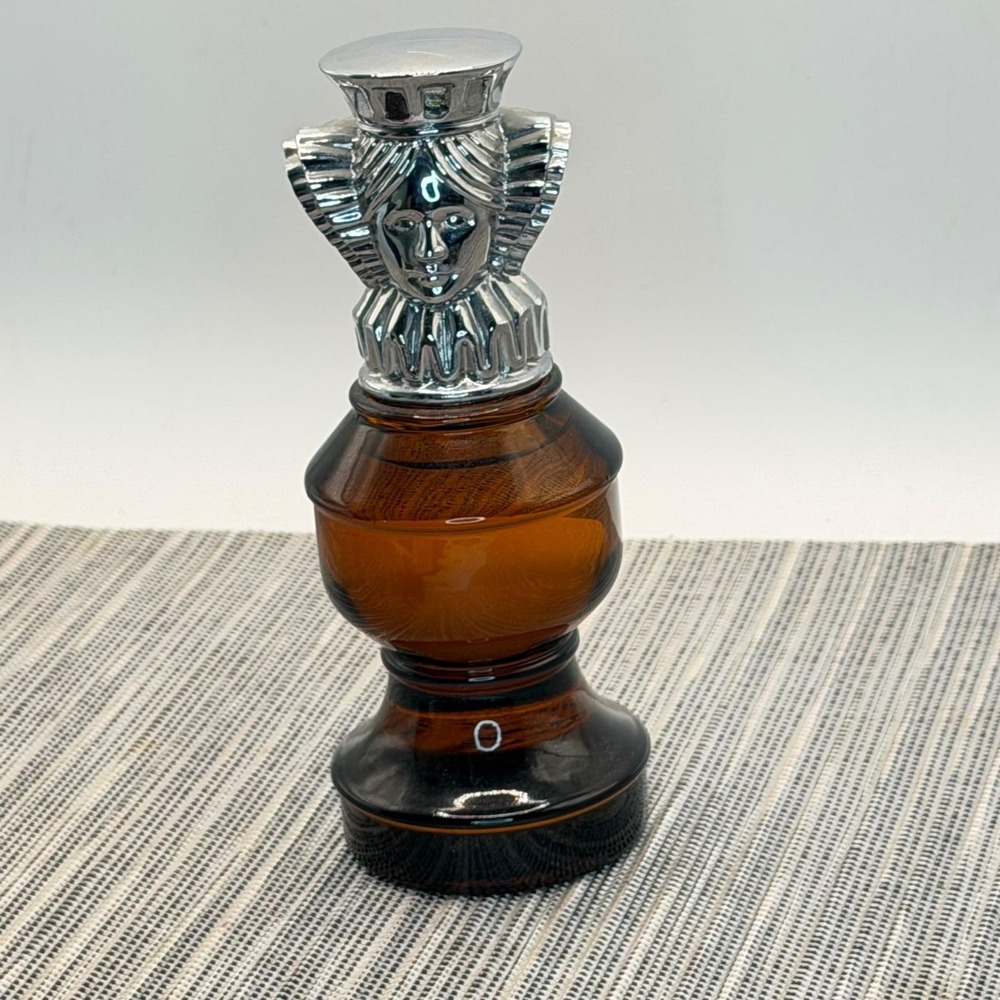 Vintage Avon Tai Winds After Shave Amber Glass Queen‎ Chess Piece Decanter 3oz